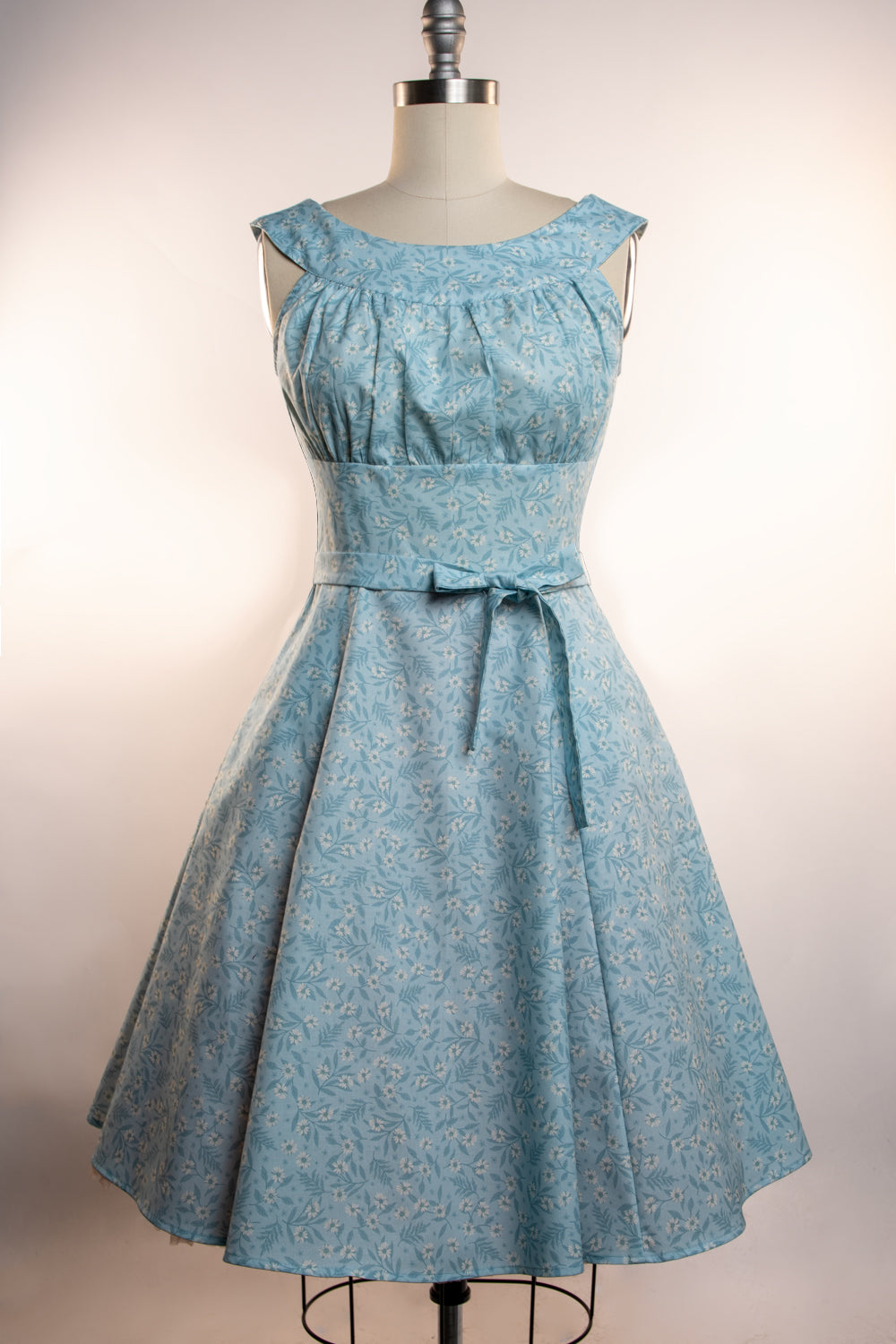 Amanda Dress - Pretty Little Flowers