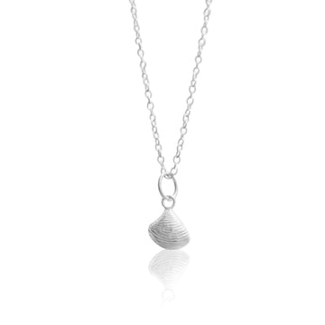 Dainty Sea Shell Charm Silver Necklace