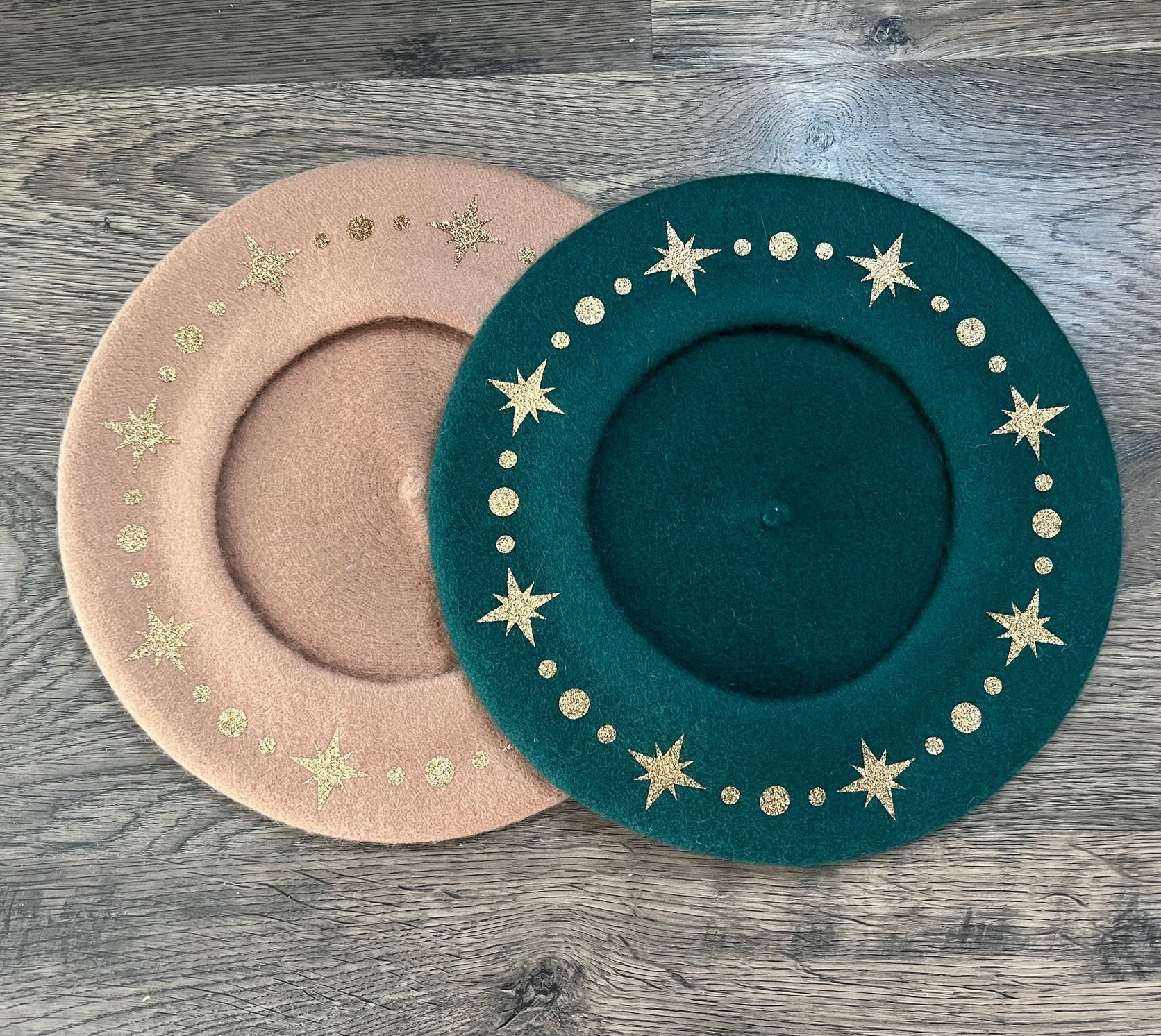 Fox & Fable - Vegan Beret - Gold Starburst